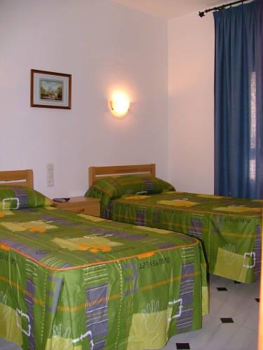 Гостевой дом Hostal Tropical