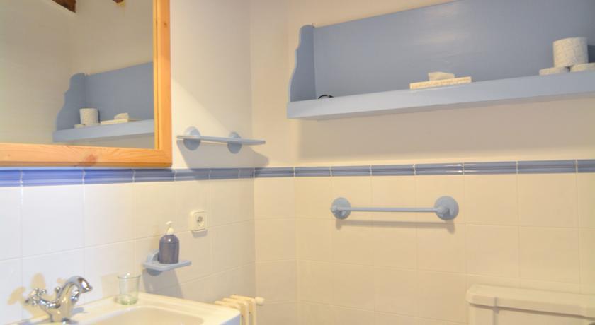 Отель Hostal Rural Can Busquets