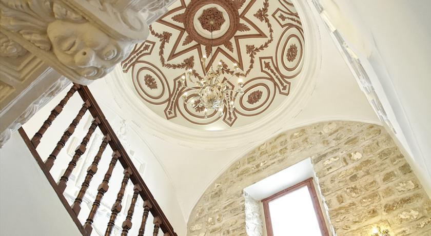 Отель Hotel Alvaro de Torres