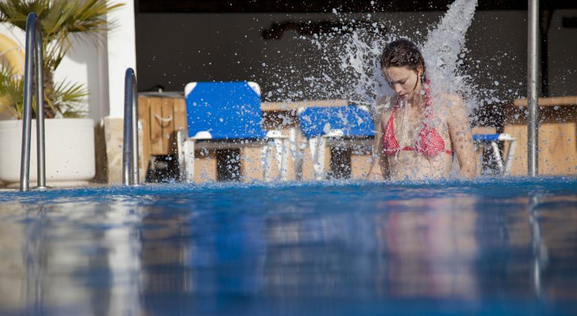 Гостевой дом Hostal Los Pinos
