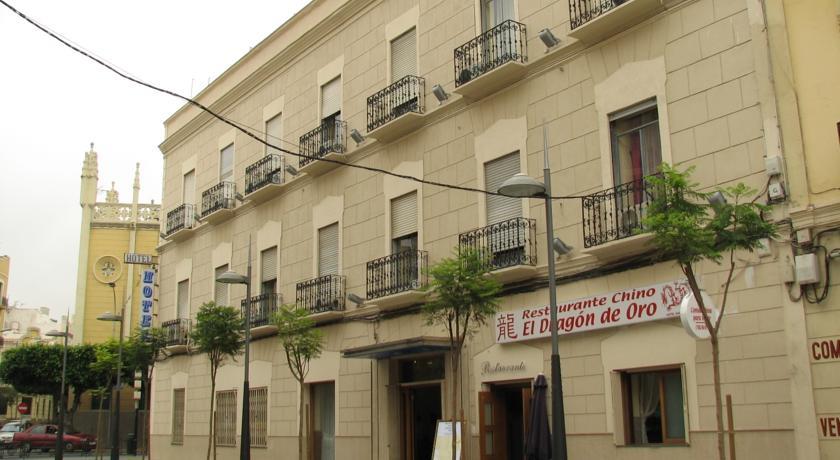 Отель Hotel Nacional Melilla