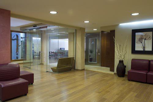 Отель Hotel Avenida