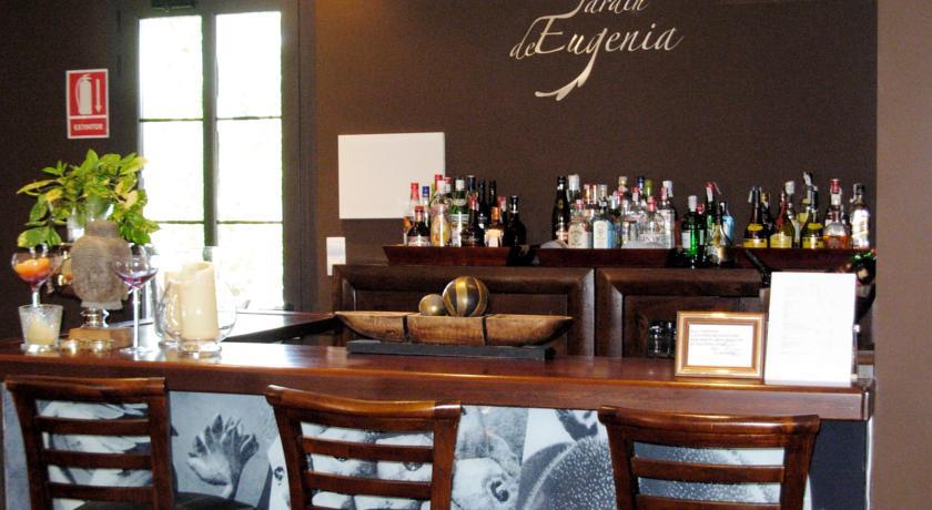 Отель Hotel el Jardín de Eugenia