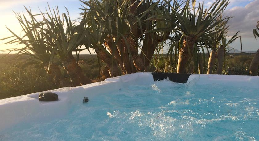 Отель Finca Hotel Rural Es Turó