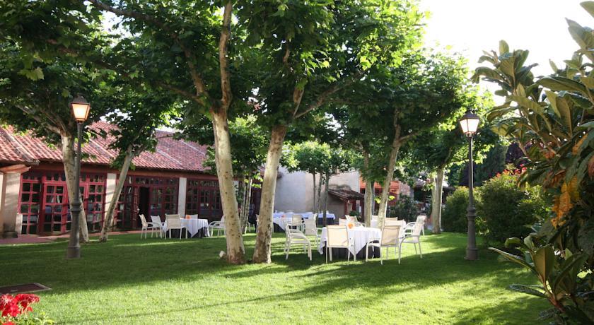 Отель Hotel El Rancho