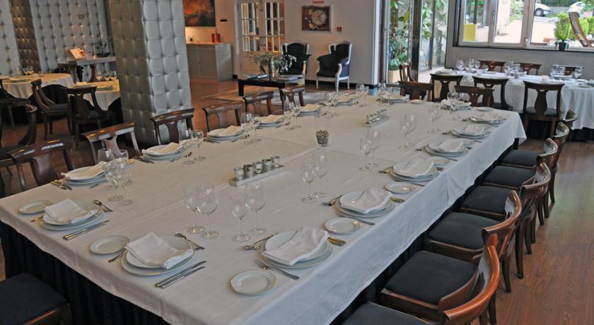 Апартаменты Hotel Apartamentos Don Carlos