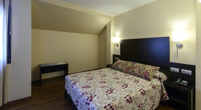 Отель Hotel Restaurante La Peseta