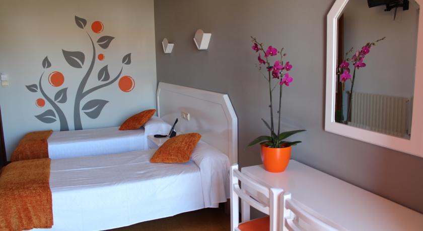 Отель Hotel Los Naranjos