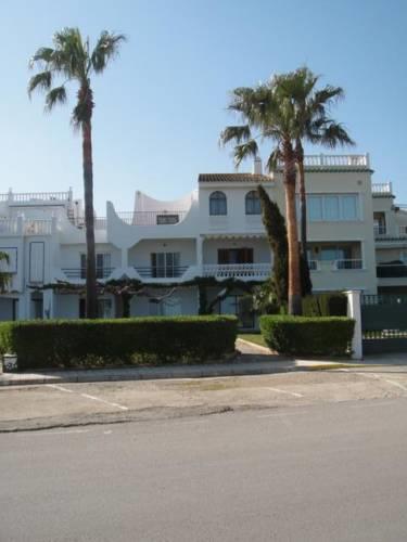 Апартаменты Apartamentos Marineu Playa Romana