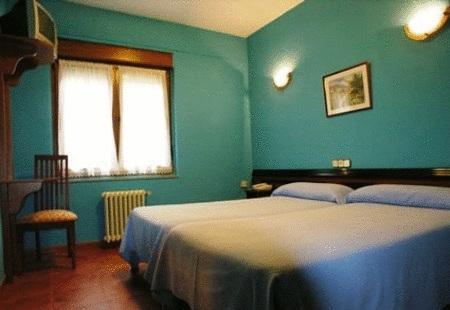 Отель Hotel Eladia