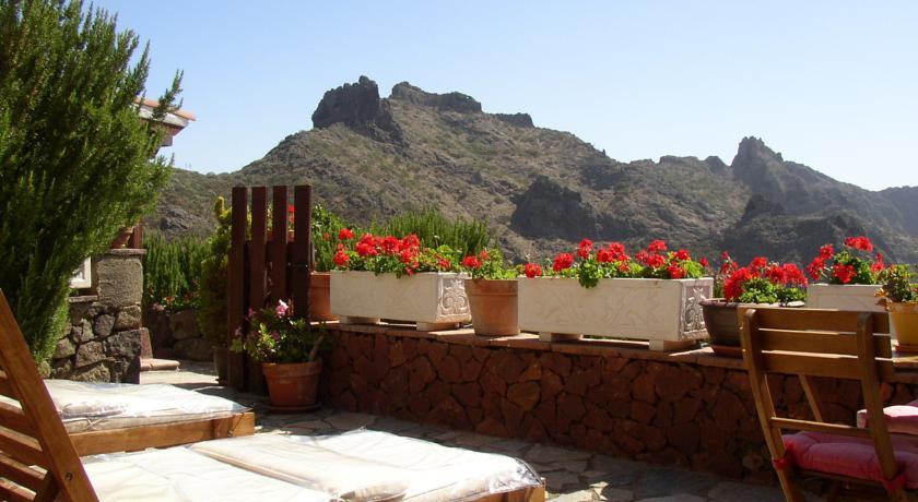 Отель Casas Rurales Las Piedras y La Tinta