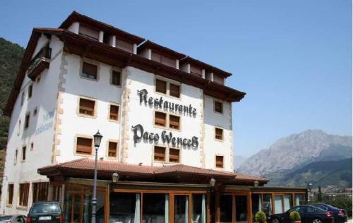 Отель Hotel Valdecoro