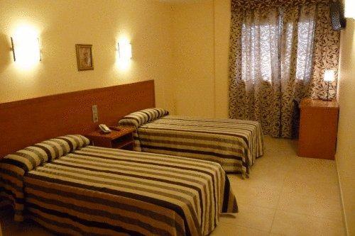 Отель Hotel Avenida El Morell