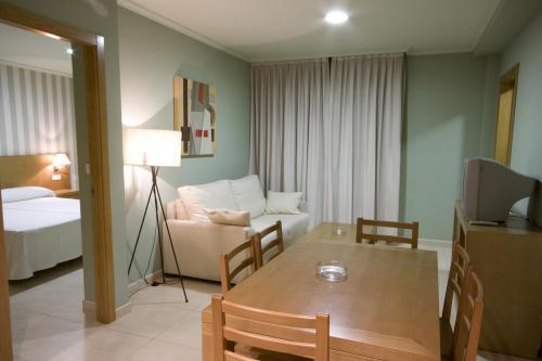 Апартаменты Apartamentos Trisquel