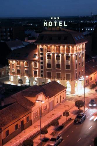 Отель Hotel Santiago