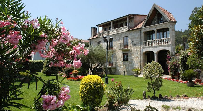 Отель Casa Antiga Do Monte