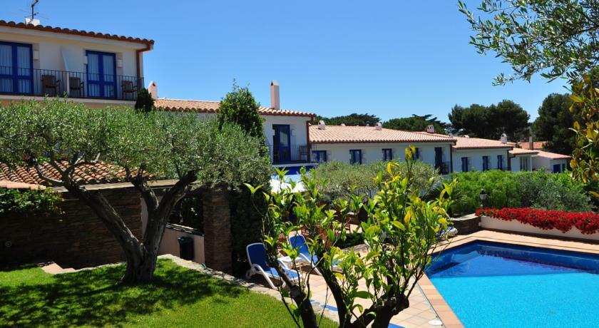 Отель Hotel Blaumar Cadaqués
