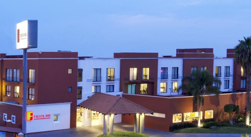 Отель Fiesta Inn Leon