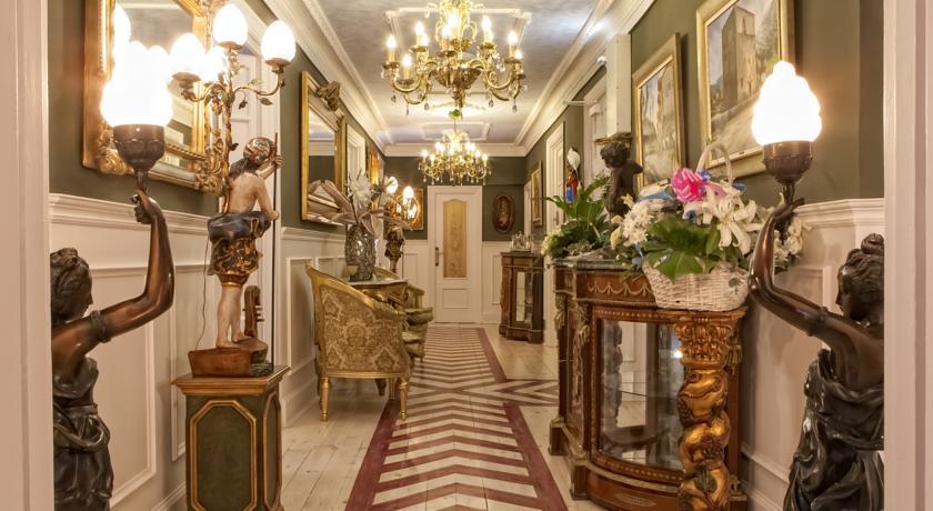 Гостевой дом Hostal Puerta del Sol
