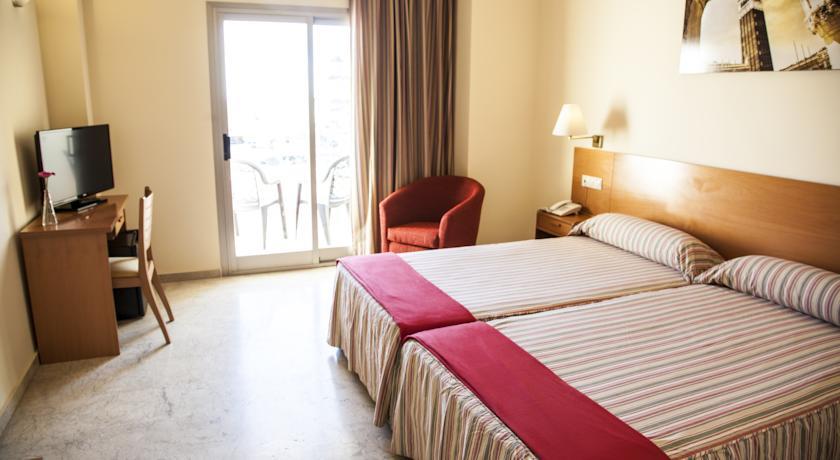 Отель Hotel San Carlos