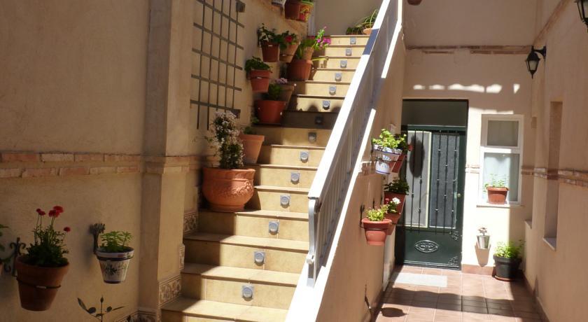 Гостевой дом Hostal Los Escudos