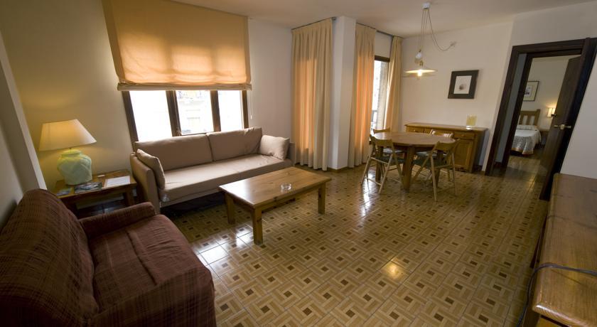 Апартаменты Apartamentos Pessets Adelaida