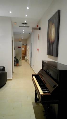 Отель Hotel Toral