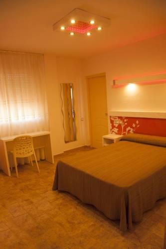 Отель Hotel Agades