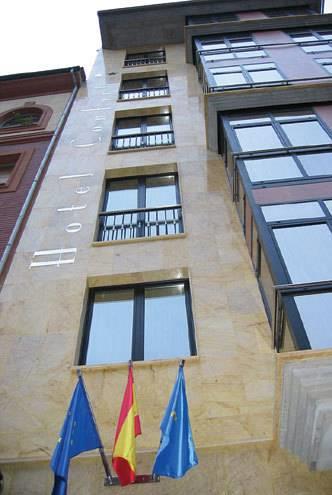 Отель Hotel Confort