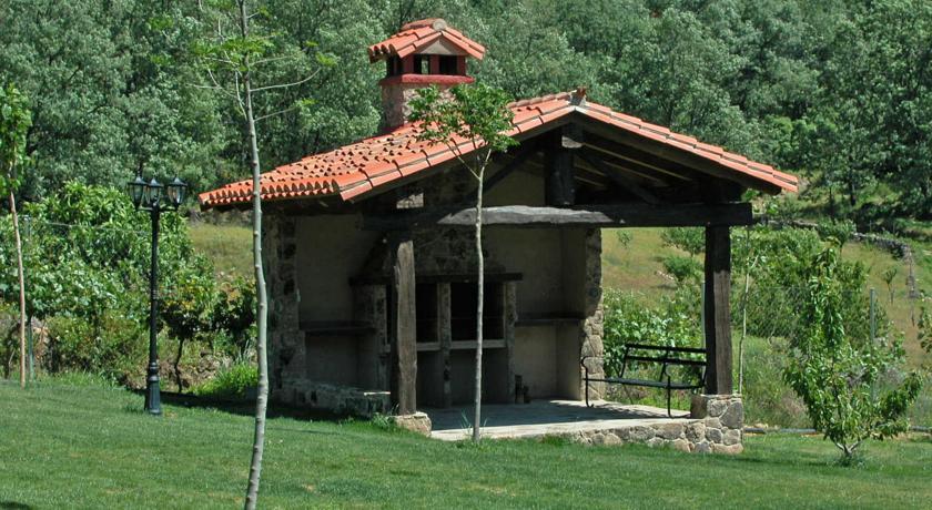 Отель Las Cabañas de La Vera