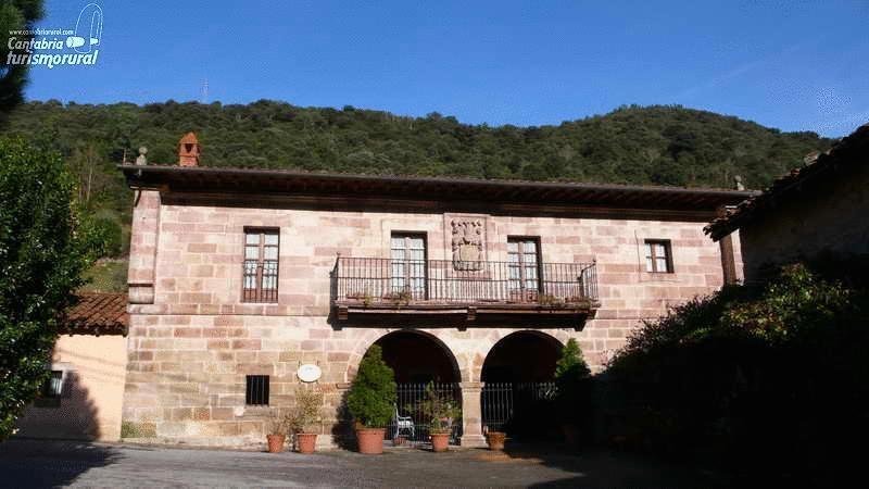 Отель Casona De La Salceda