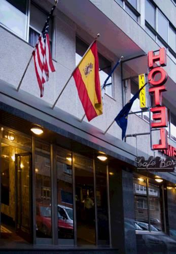 Отель Hotel América
