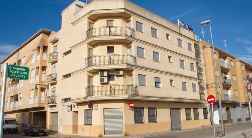 Гостевой дом Hostal Miguel y Juani
