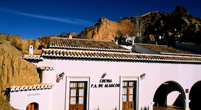 Отель Cuevas Pedro Antonio de Alarcon