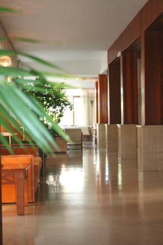 Отель Hotel La Niña