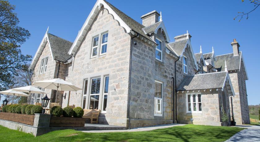 Отель Muckrach Lodge