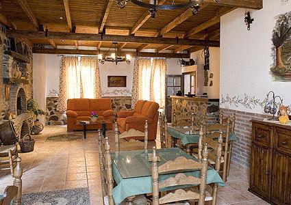 Отель Hostal Rural Molino Del Bombo