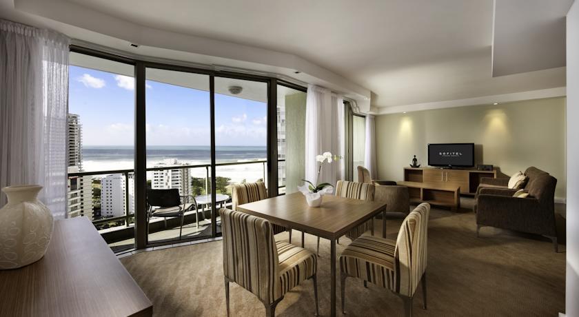 Отель Sofitel Gold Coast Broadbeach