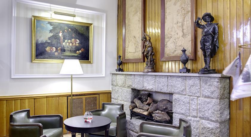 Gran Hotel Velazquez