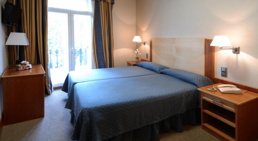 Hotel Mora