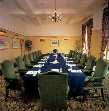 Отель De Vere Belton Woods Hotel