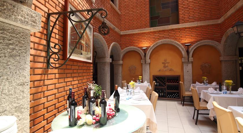 Отель Casona De Torres