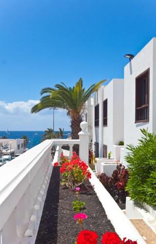 Апартаменты Columbus Apartments