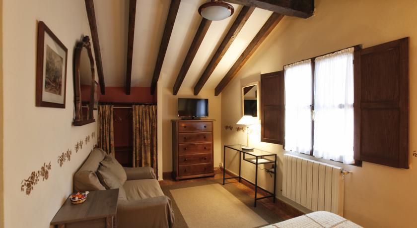 Отель Hotel Rural El Caserón