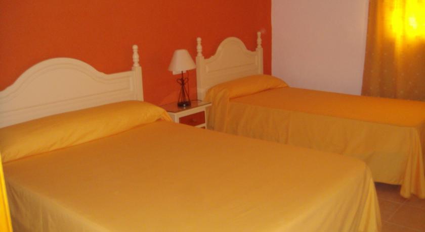 Гостевой дом Hostal Los Rosales