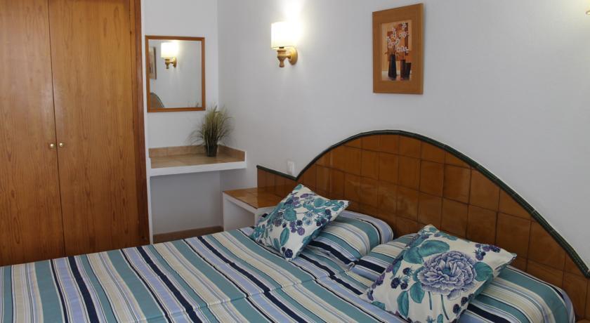 Апартаменты Apartamentos Sol Ponent