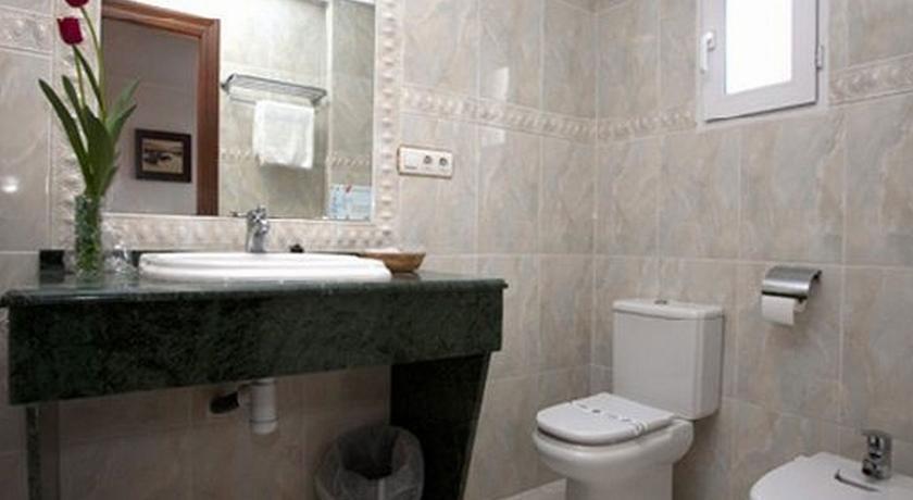 Отель Hotel Avenida