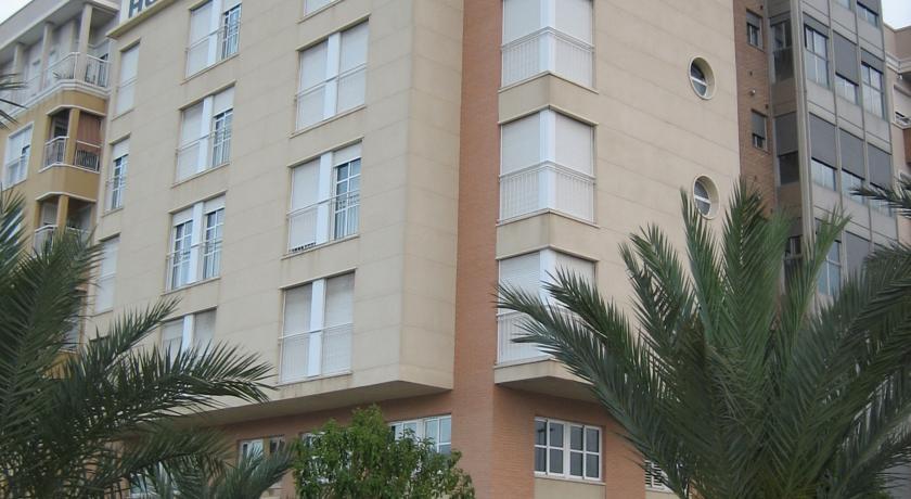Гостевой дом Hostal Madruga