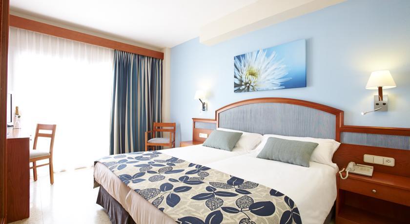 Отель Hotel Perla