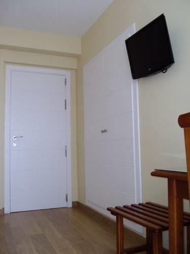 Отель Hotel Ayamontino